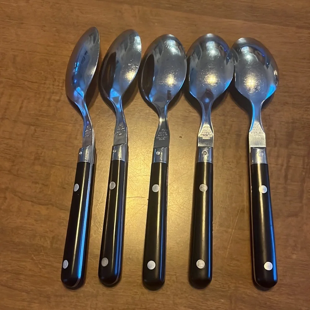 Washington Forge Mardi Gras Black Stainless Soup‎ Spoon 5 Silverware flatware